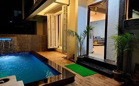 Vibez Villa Ll Private Pool Ll 2Bhk Ll Bbq Ll Ac